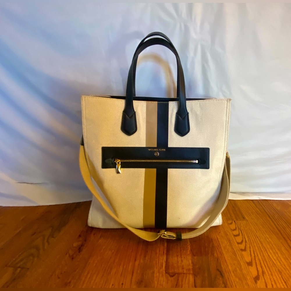 Micheal Kors Tote